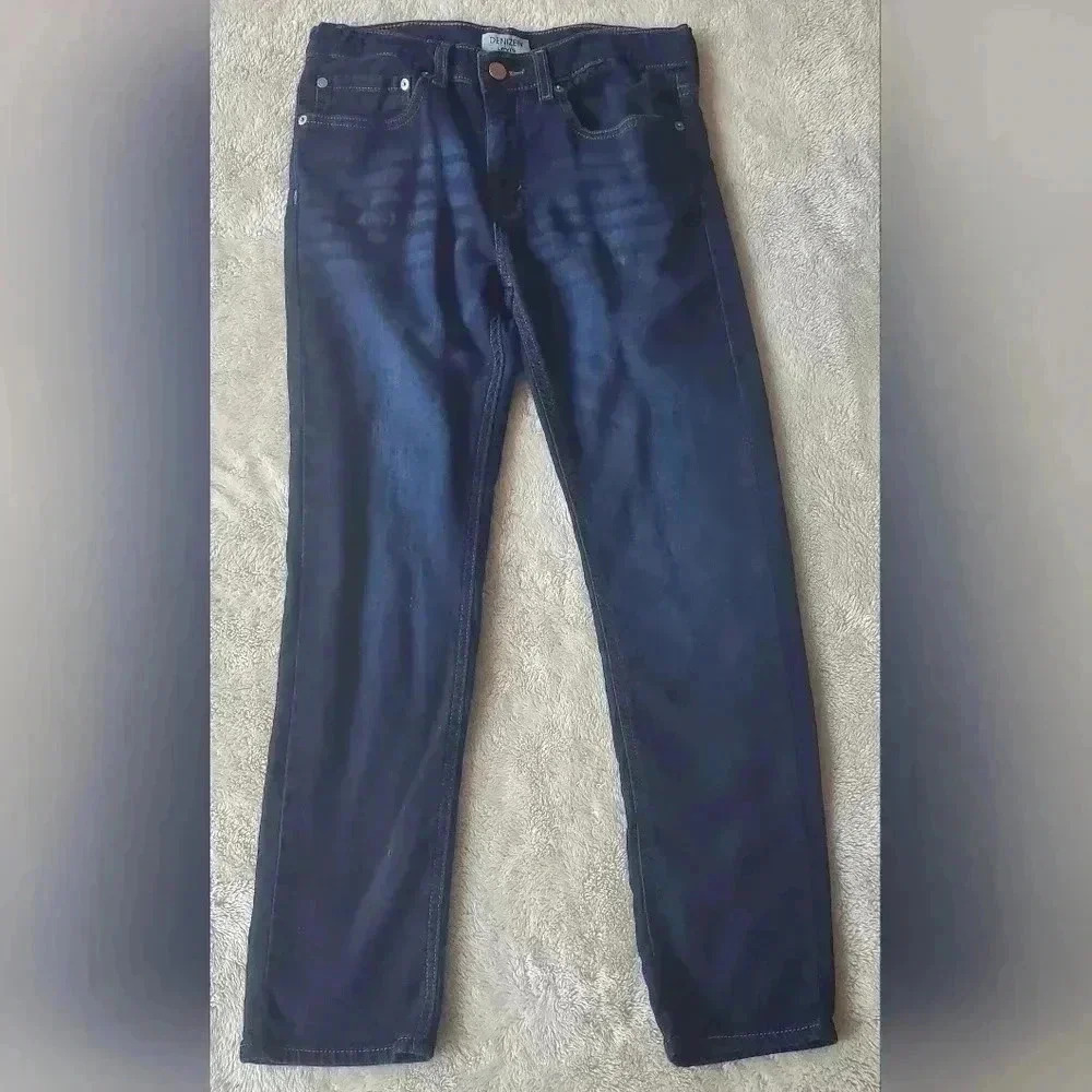 COPY - Levi's slim jeans (boys size 16)